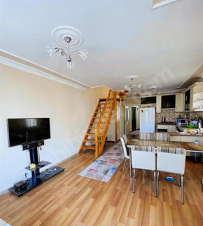 Near the sea, penthouse apartment,for large groups, Kuşadası
